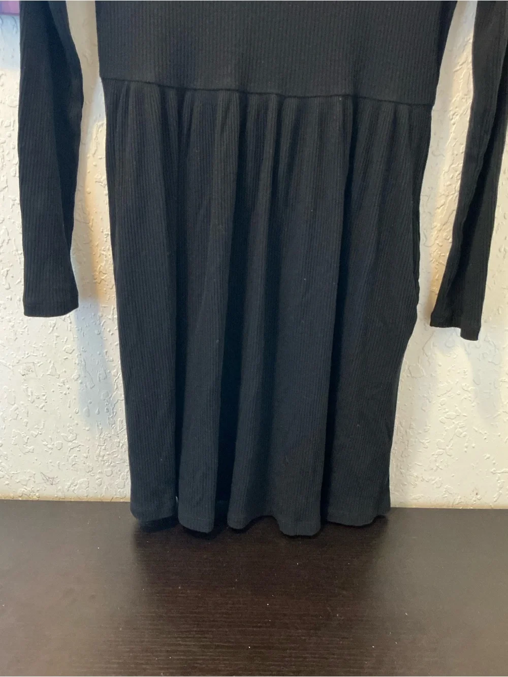 Old Navy Black Long-Sleeve Tunic Top girls size 14-16